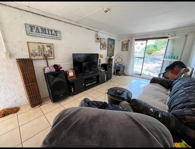 4 BEDROOM HOUSE FOR SALE IN HILLARY